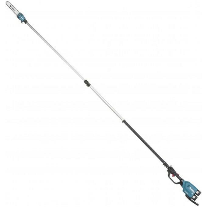 ✨マキタ　中古　MUC355D　充電式チェンソー　350ｍｍ　18V　本体のみ✨うるま市田場✨ マキタ MUC355D 36V(18V+18V) 充電式チェンソー 350mm 25AP ダブル