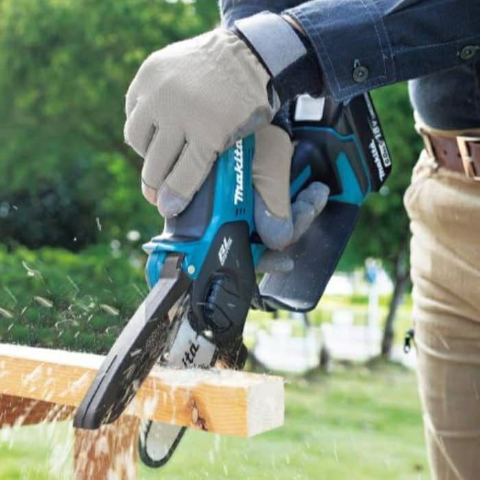 MUC101DZ マキタ ハンディチェーンソー マキタ（makita） 【スペアチェーン1本付】【makita MUC101DZ】充電式