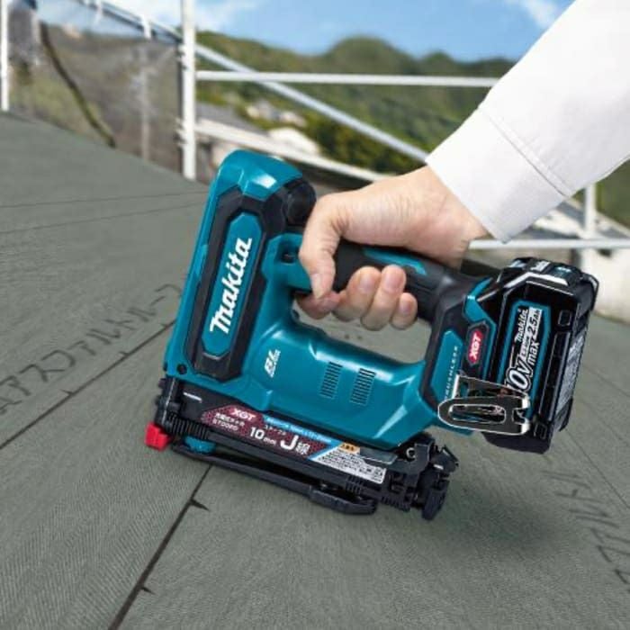 マキタ makita ST001GRDX 40Vmax 充電式タッカ【野田愛宕店】【店頭取引限定】【未使用】ITOAV51GGJ1I ST001G 充電式タッカ 40Vmax J線4mm マキタ | 道具屋オンライン